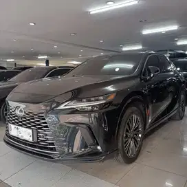 only 6k kilometer Lexus RX450H 2024