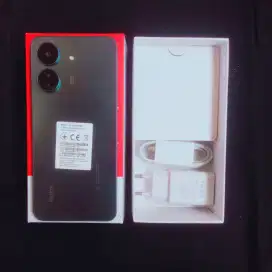 Redmi 13c ram 8/256gb warna biru .'