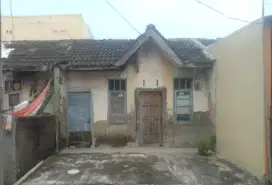 Rumah dijual Alamanda regency