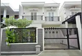 Dijual rumah mewah murah 2lt town house Pejaten Jakarta selatan