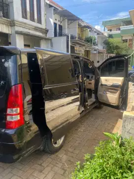 Dijual nissan serena at 2008