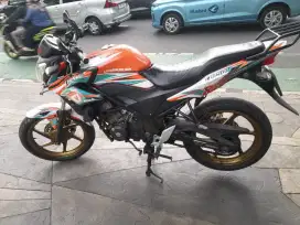 Honda CB150R Old