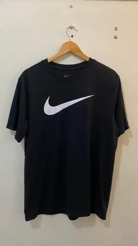 Kaos Nike big Logo