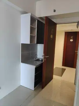 Jual Rugi Apartemen Gunawangsa Tidar 1BR Full Furnish