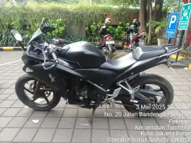 Dijual.!! Honda CBR 250CC. 1 Clynder. Thn 2011