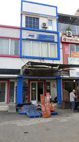 DISEWAKAN RUKO 3 LANTAI SEMI FURNISH DI GOLDEN PALM CITRA 5