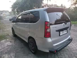 Daihatsu Xenia 2009 Bensin