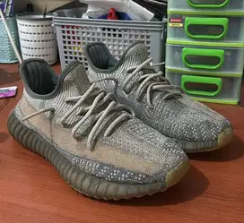 BU Yeezy 350 v2 Israfil Size 40.5, original store bebas legit check
