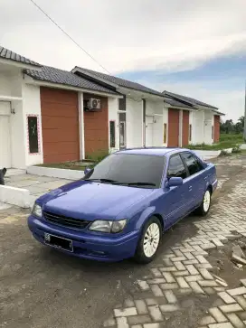 dijual toyota soluna gli 1.5 2000 manual
