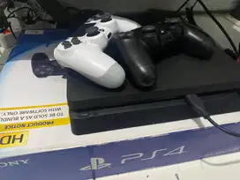 Ps4 slim 1 TB original sony banyak game nya