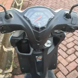 Di Jual Yamaha Gear. Kilometer masih rendah