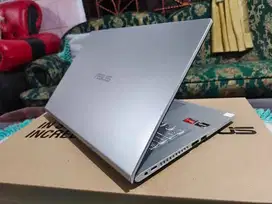 Laptop asus m415dao-fhd354 model baru, kondisi seperti baru