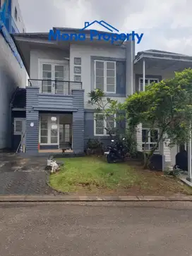 Sewa Murah Rumah Dua Lantai di Dalam Cluster Aman Nyaman Kota Wisata