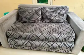 Kursi sofa bisa jadi bed