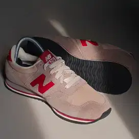 Sepatu new balance 420 size 39