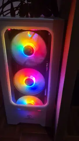 PC GAMING AMD RYZEN 3 3200G