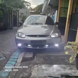 Hyundai accant 2001