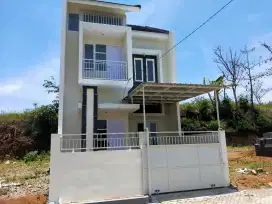 Rumah Mewah 2 Lantai Murah di Malang Dau Gratis Pajak Notaris Kampus