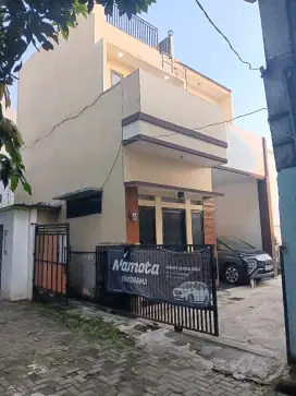 Rumah baru dua lantai di sewakan