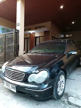 Mercedes-Benz C200 2001 Bensin
