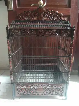 Sangkar ukir jati