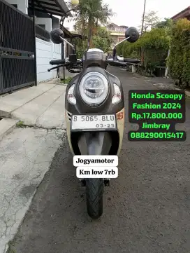 Honda Scoopy Fashion th 2024