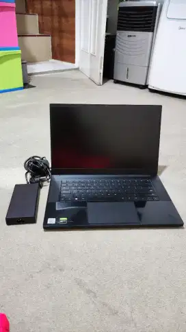 Laptop Razer Blade 15 Intel core i7 Generasi 10