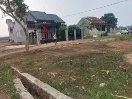 Tanah pekarangan lokasi belakang Ra point 29 metro utara