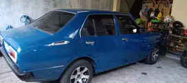 Toyota Corolla Tahun 1975 warna biru