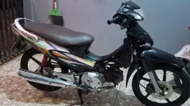 dijual honda karisma terawat