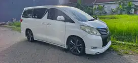 Alphard Tahun 2011