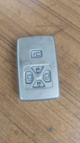 Remote Toyota Alphard