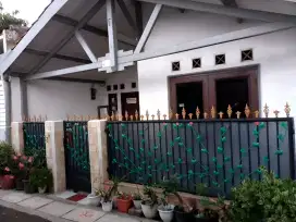 Disewakan rumah pertahun di area Depok Kota
