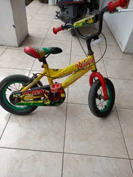 Sepeda anak ukuran 12