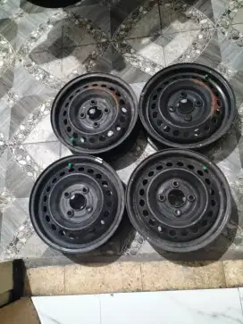 Velg Datsun Go ors  masih bagus