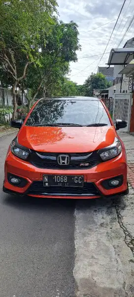 Honda Brio RS Urbanite matic 2022 oranyr