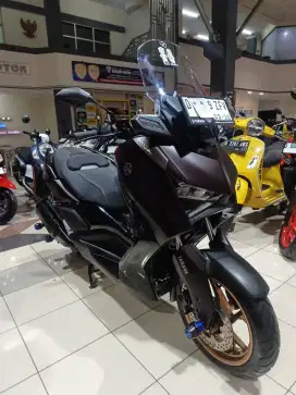 XMAX CONNECTED TECH MAX 2025, LIKE NEW, HUB. SRI SANJAYA MOTOR