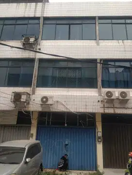 Ruko 3.5 Lantai Dekat Itc Permata Hijau