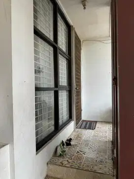 Rumah Semi Furnish Cluster di Serua Dekat Bintaro dan Stasiun
