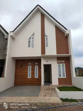 RUMAH VILLA DEKAT BATU VIEW KEREN