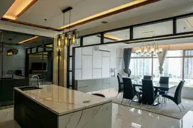 Jual Apartemen Pantai Mutiara Siap Huni, Lokasi strategis, Furnish