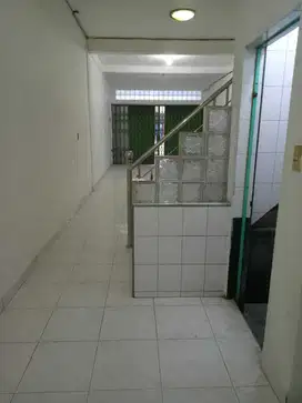 DIJUAL RUMAH TERAWAT TERMURAH DAERAH GATSU TOMANG ELOK