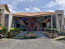 CAFE RESTO DISEWAKAN DI KETEWEL DENGAN OCEAN VIEW