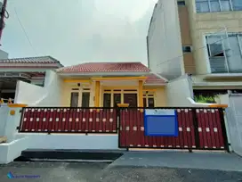 JUAL RUMAH SIAP HUNI DI PERUMAHAN DUKUH ZAMRUD MUSTIKAJAYA