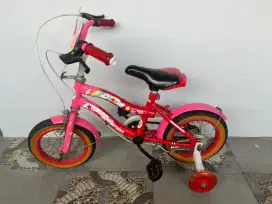 Sepeda anak pink 12