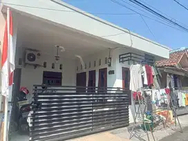 rumah deket jalan raya ciracas serang setrategis