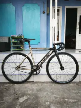 Sepeda Fixie Constantine Full bike Size 51