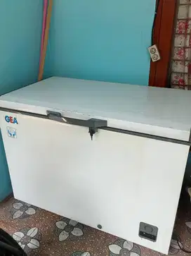 Freezer Gea Ab-336r 330ltr