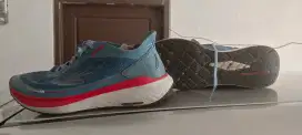 Sepatu nineten ori untuk running atau santai