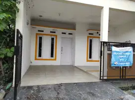 DIJUAL RUMAH CANTIK MURAH SIAP HUNI LOKASI KOTA SERANG BARU